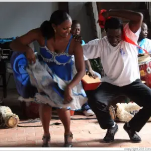 Africa in Matanzas, Cuba: El Almacén is Walking