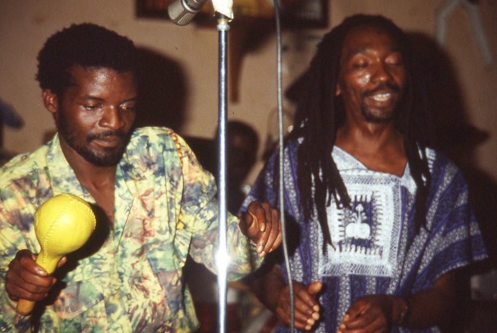 Chartwell and Thomas in Harare (Eyre, 1988)
