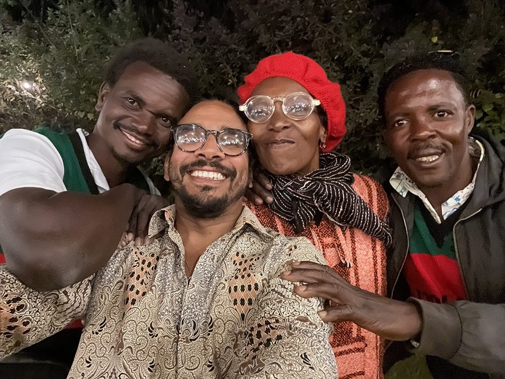 Yobu, Neil, Mukwae, Josefe (Selfie)
