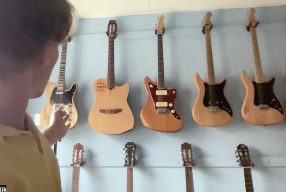 Jan's quater tone Jazz Master